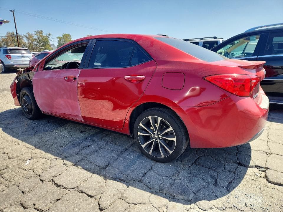 2017 TOYOTA COROLLA SE 2