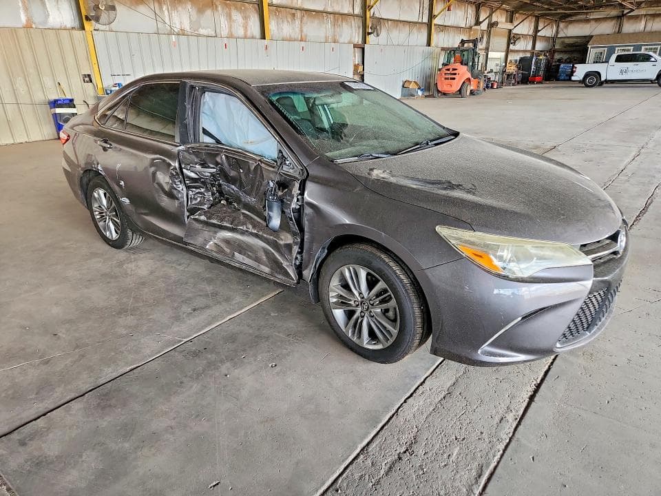 2017 TOYOTA CAMRY 4