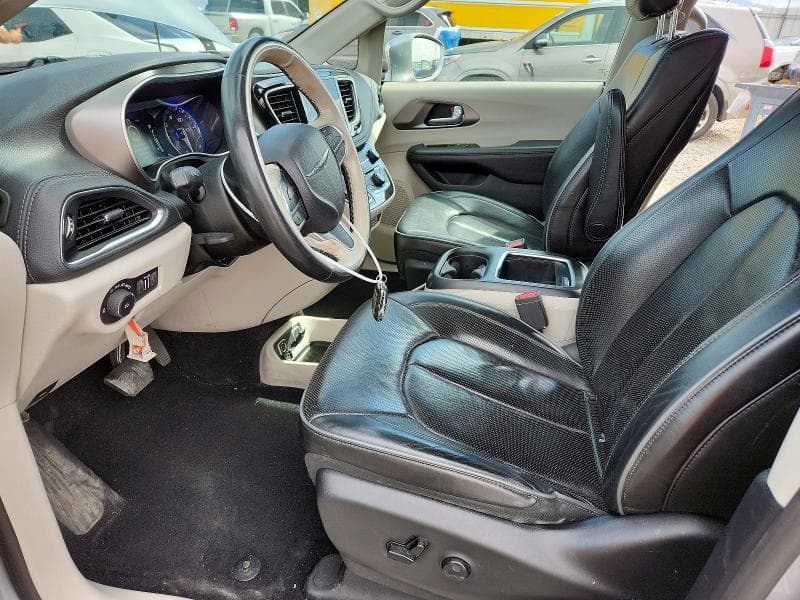 2019 CHRYSLER PACIFICA LIMITED 7