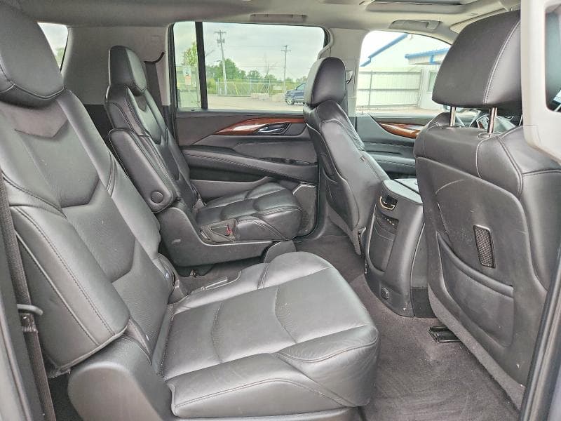 2020 CADILLAC ESCALADE ESV LUXURY 11