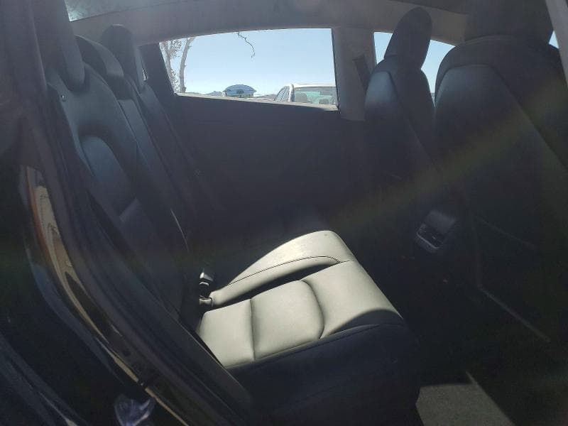 2018 TESLA MODEL 3 10