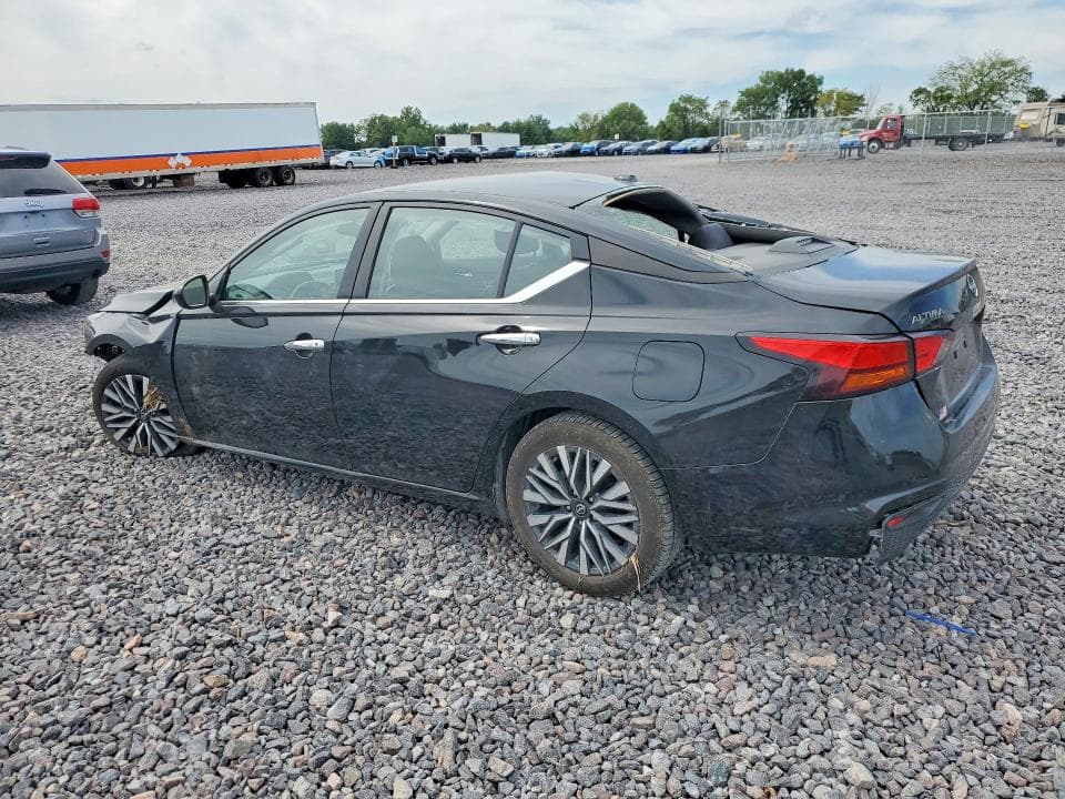 2024 NISSAN ALTIMA SV 2