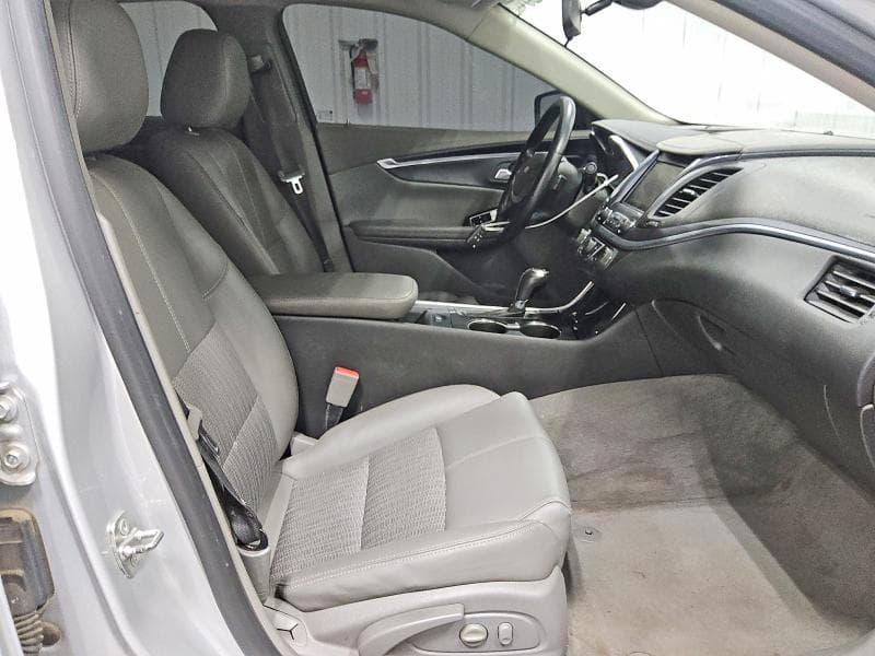 2018 CHEVROLET IMPALA LT 13