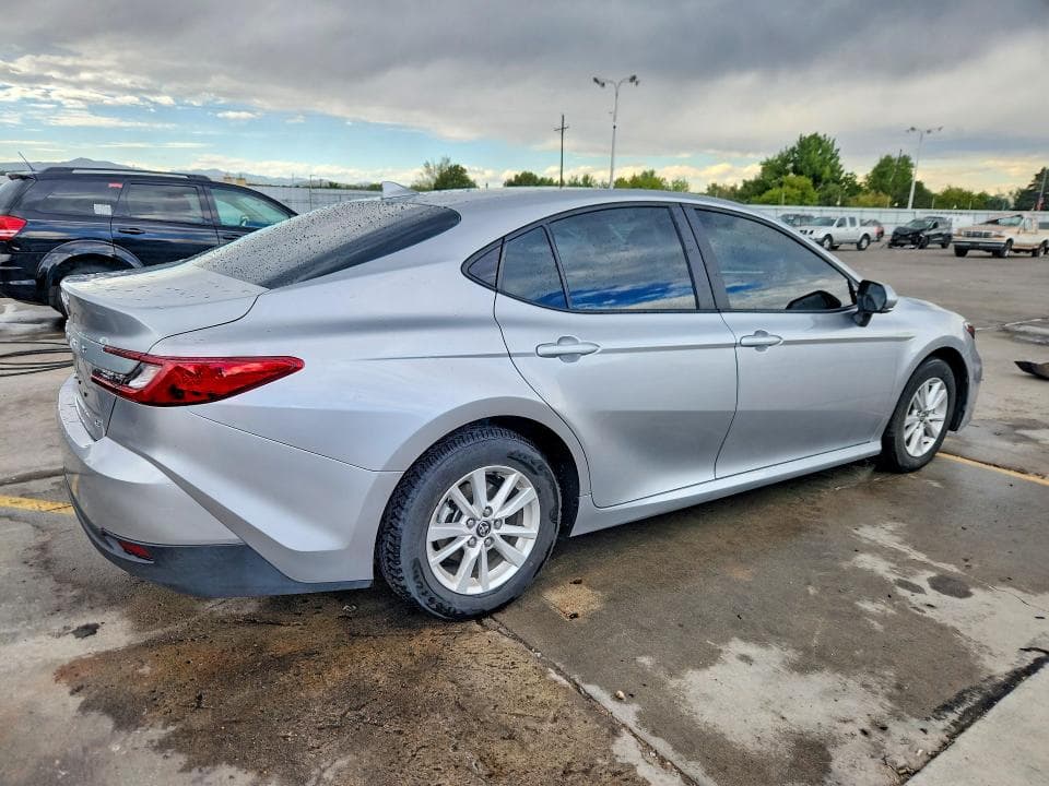 2025 TOYOTA CAMRY LE 3