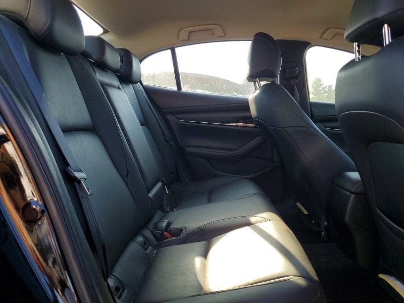 2021 MAZDA 3 SELECT 10