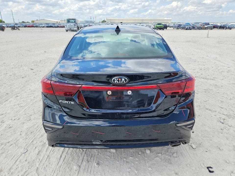 2021 KIA FORTE LXS 6