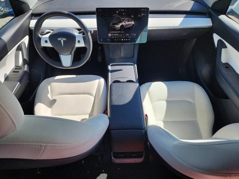 2022 TESLA MODEL Y 8