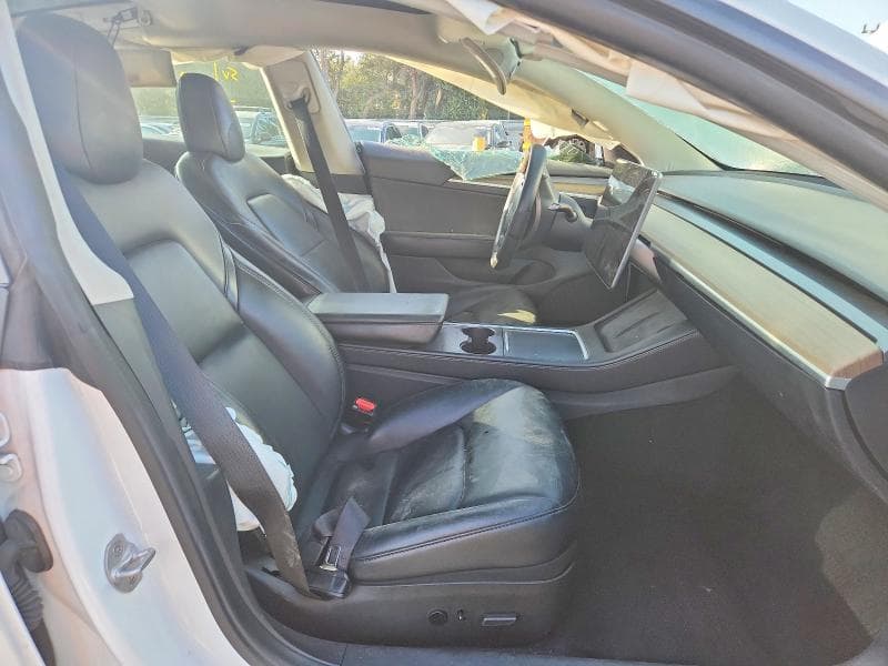 2022 TESLA MODEL 3 7