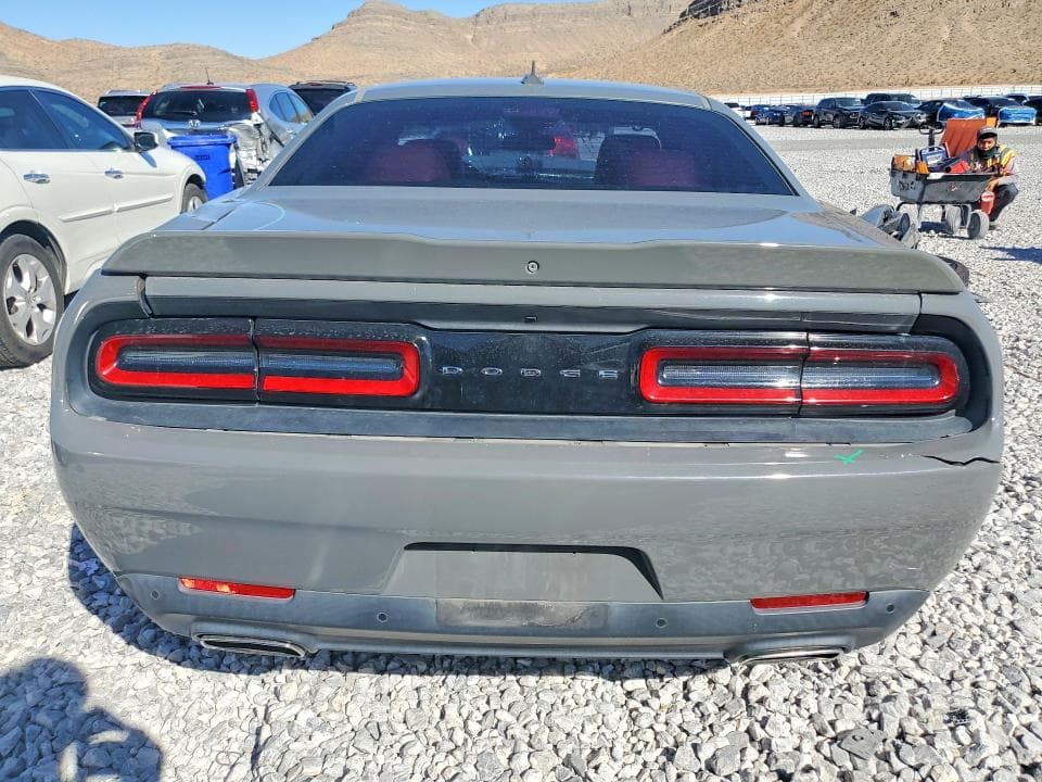 2018 DODGE CHALLENGER SXT 6