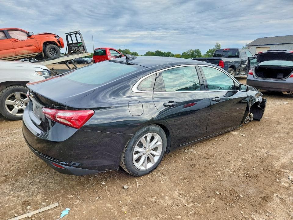 2020 CHEVROLET MALIBU LT 3