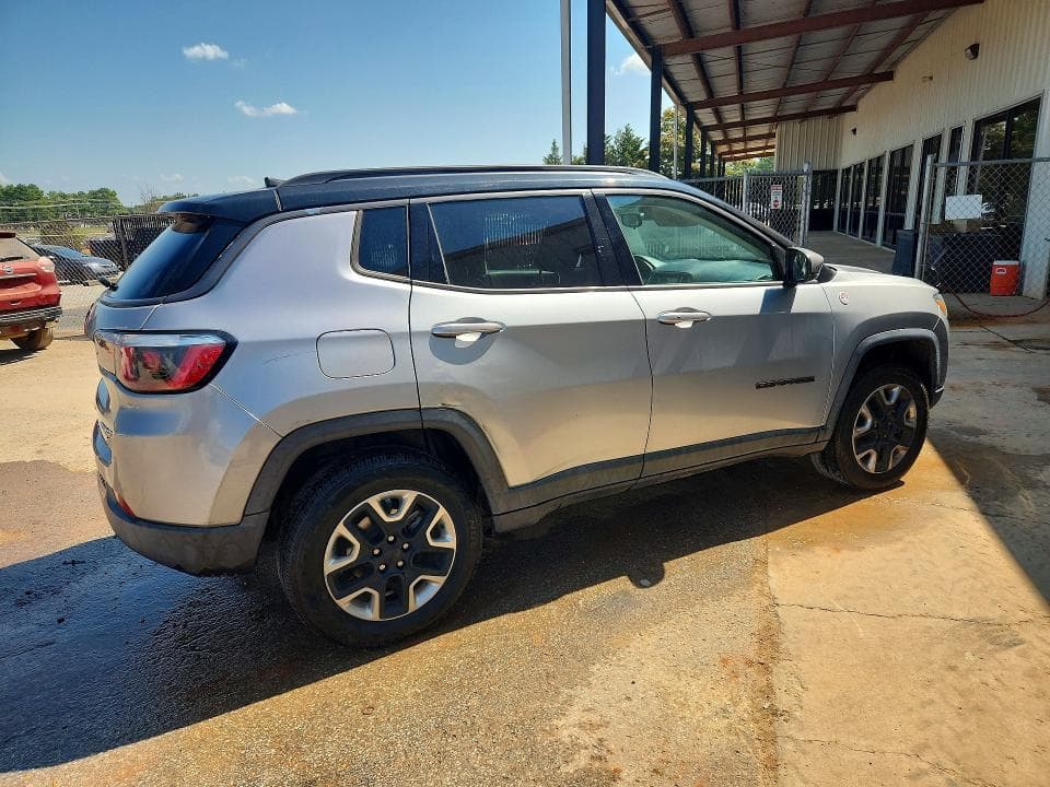 2018 JEEP COMPASS TRAILHAWK 3