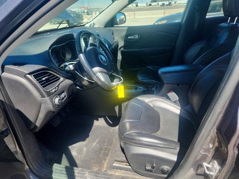 2019 JEEP CHEROKEE TRAILHAWK 7