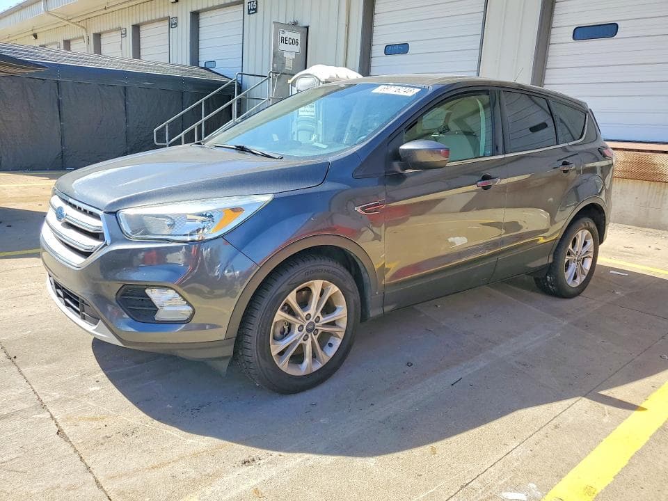 2017 FORD ESCAPE SE - 1