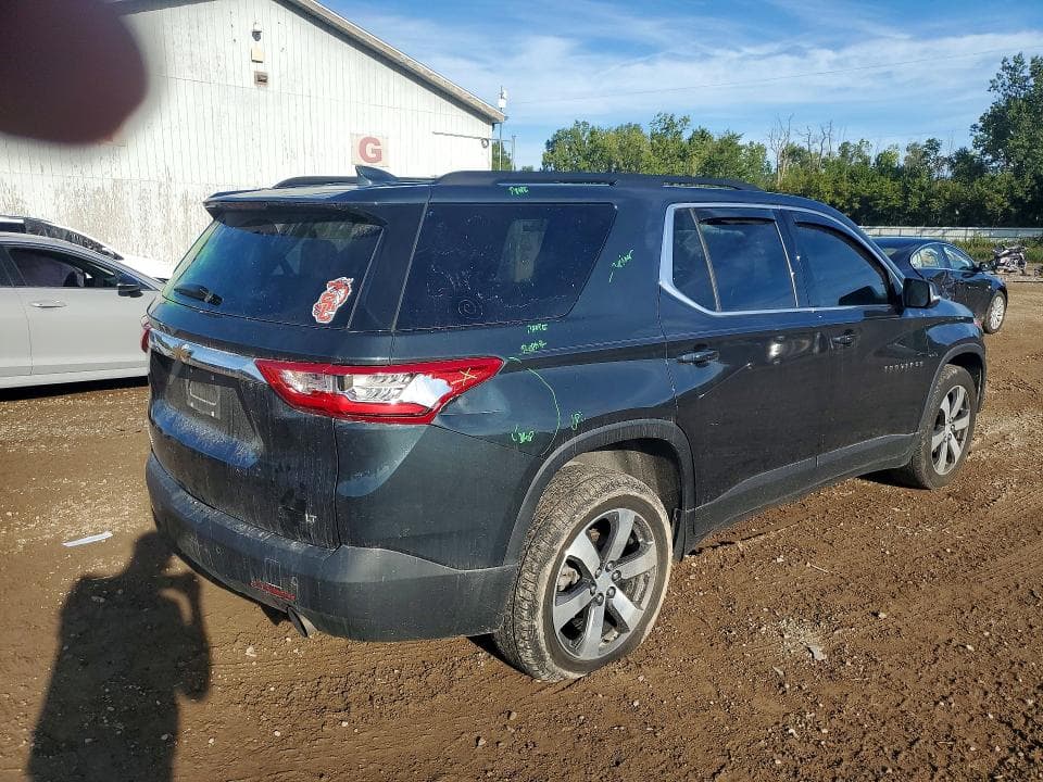 2021 CHEVROLET TRAVERSE LT 3
