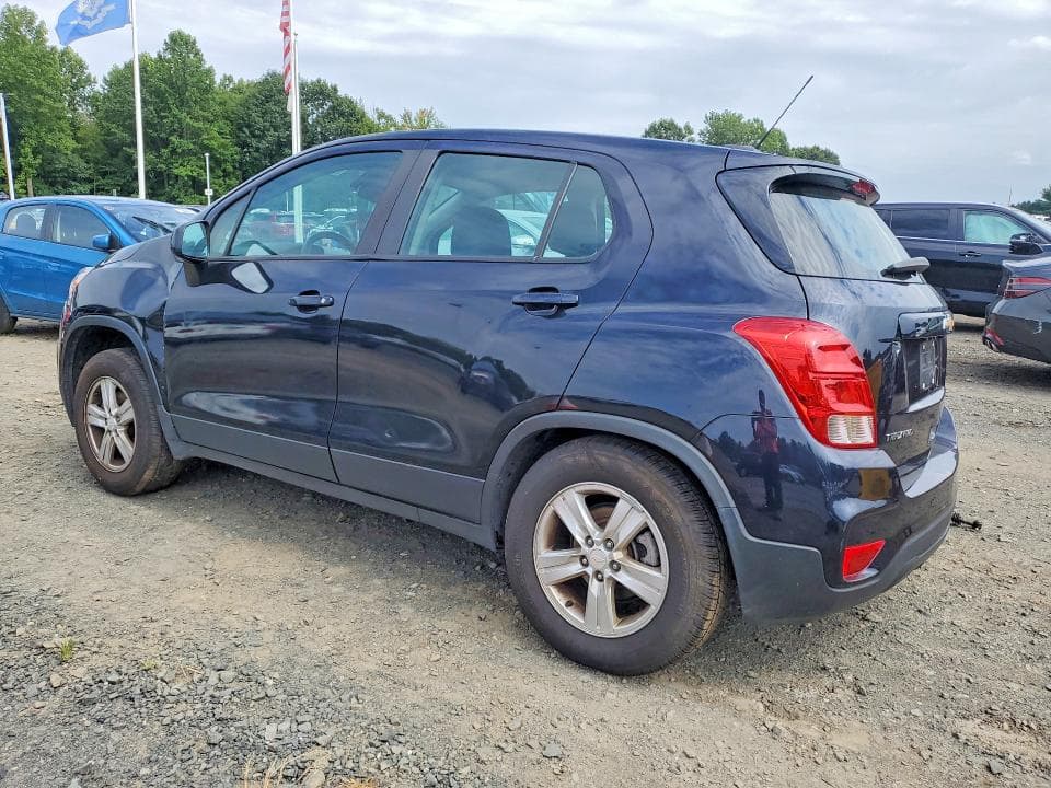 2021 CHEVROLET TRAX LS 2