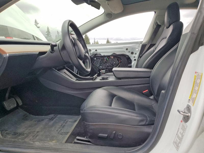 2018 TESLA MODEL 3 7