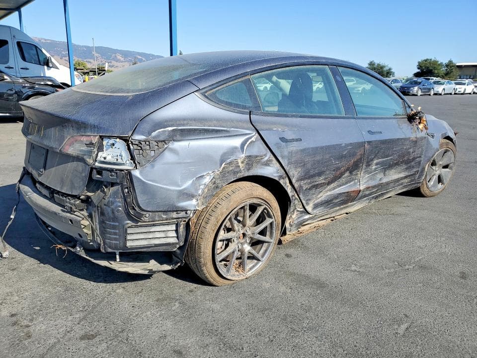 2023 TESLA MODEL 3 3