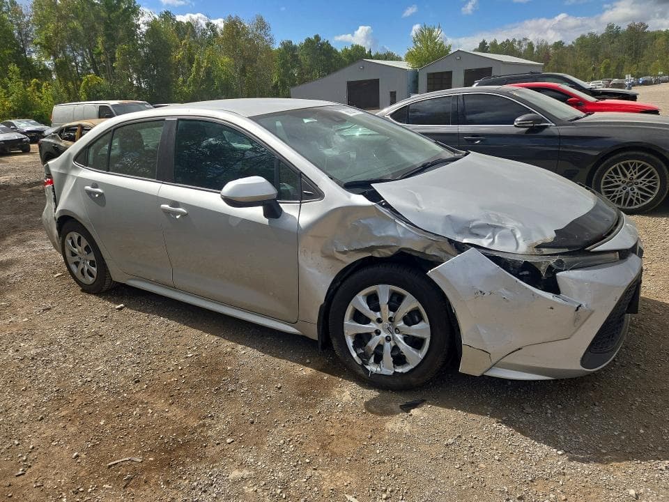2020 TOYOTA COROLLA LE 4