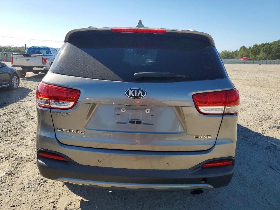2017 KIA SORENTO EX 6