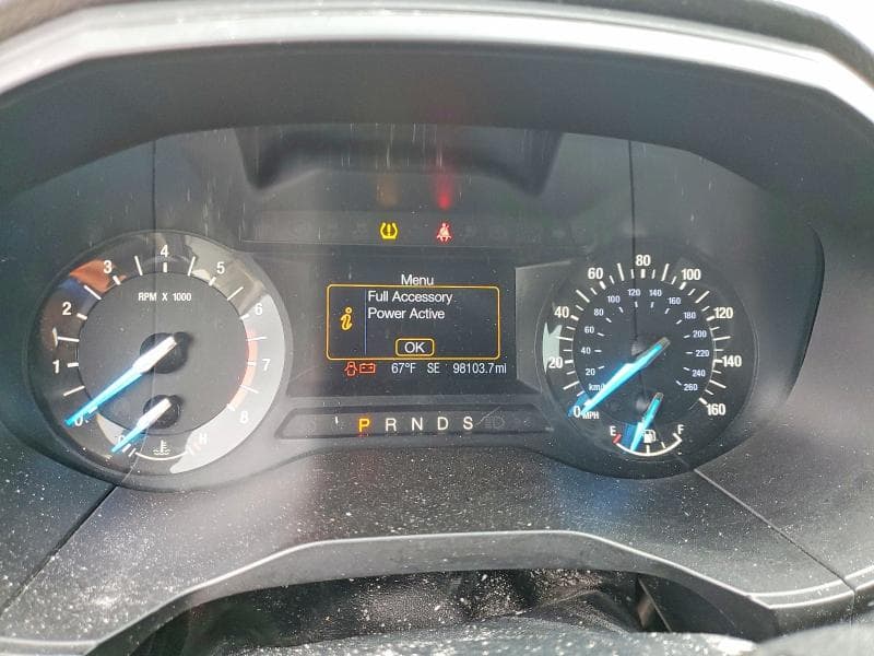 2017 FORD EDGE SE 9