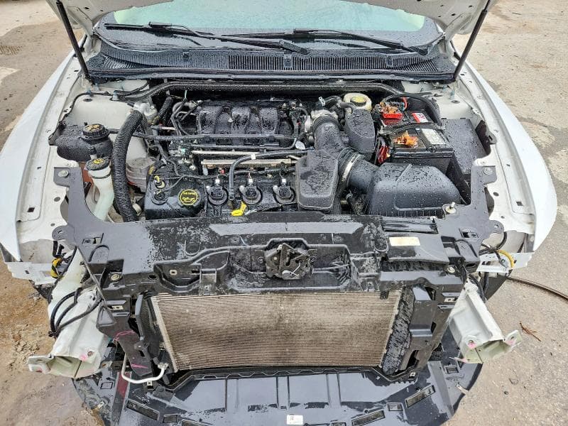 2019 FORD TAURUS SEL 11