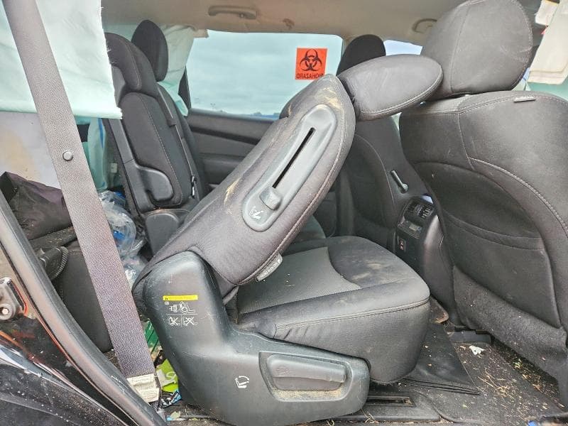 2018 NISSAN PATHFINDER S 11