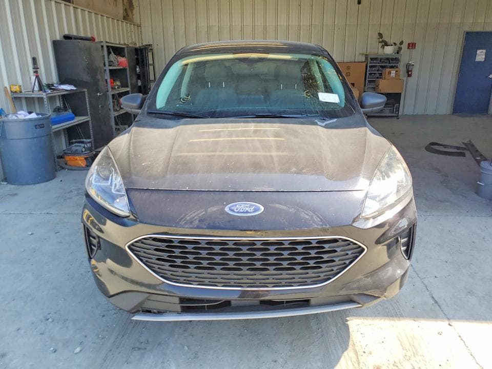 2022 FORD ESCAPE SE 5