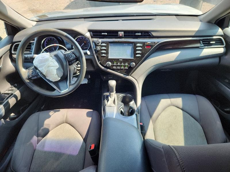 2020 TOYOTA CAMRY LE 8