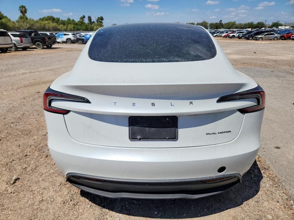 2024 TESLA MODEL 3 6