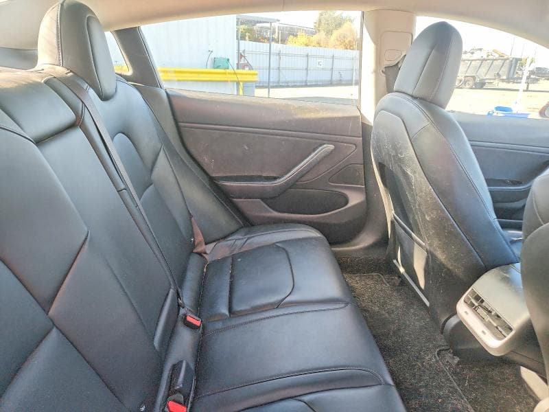 2018 TESLA MODEL 3 10