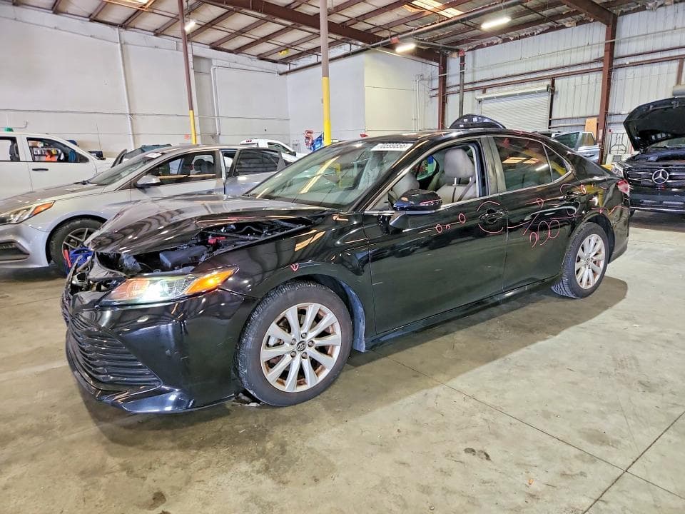 2020 TOYOTA CAMRY LE - 1