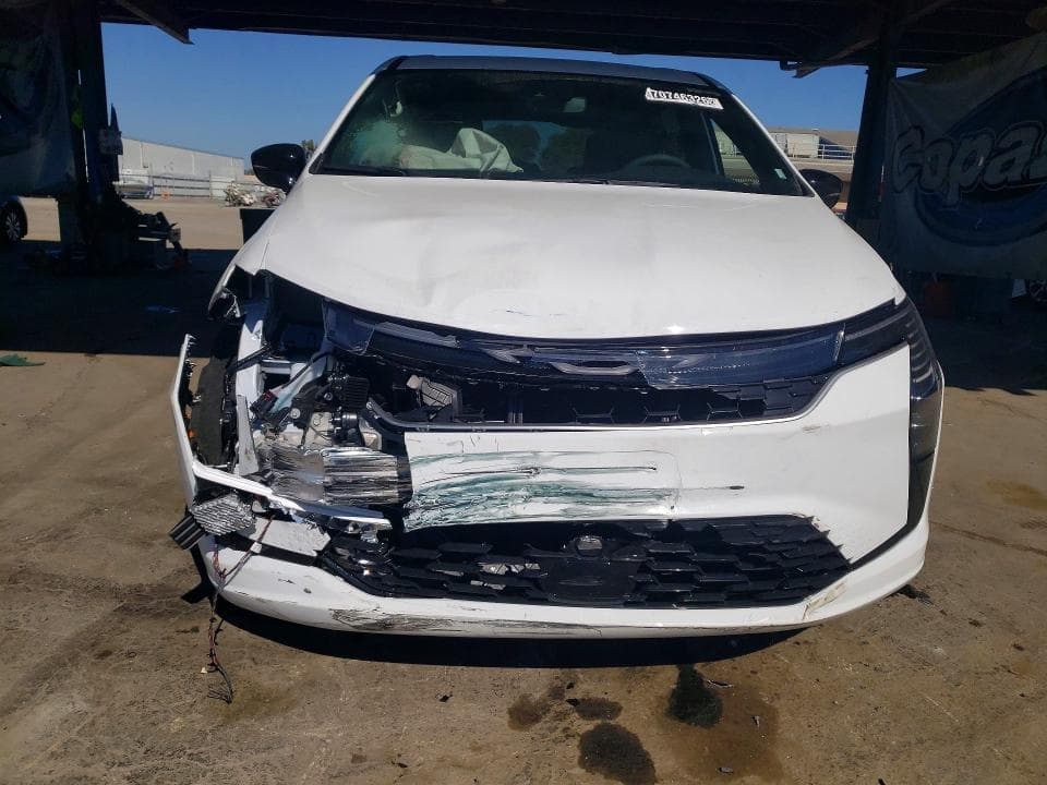 2027 CHRYSLER PACIFICA SELECT 5