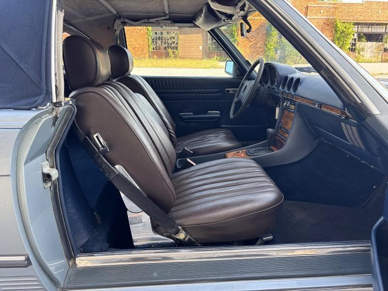 1982 MERCEDES-BENZ 380 SL 8