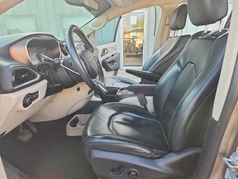 2017 CHRYSLER PACIFICA TOURING L 7