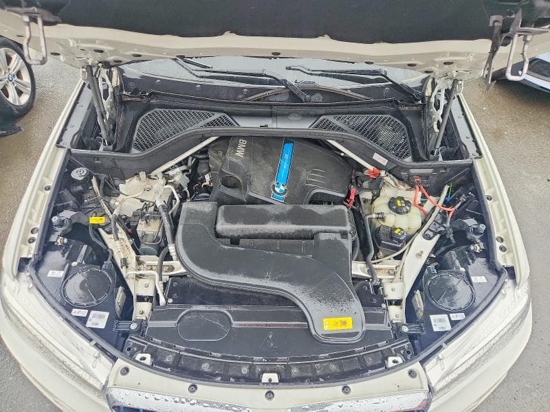 2018 BMW X5 XDR40E 12
