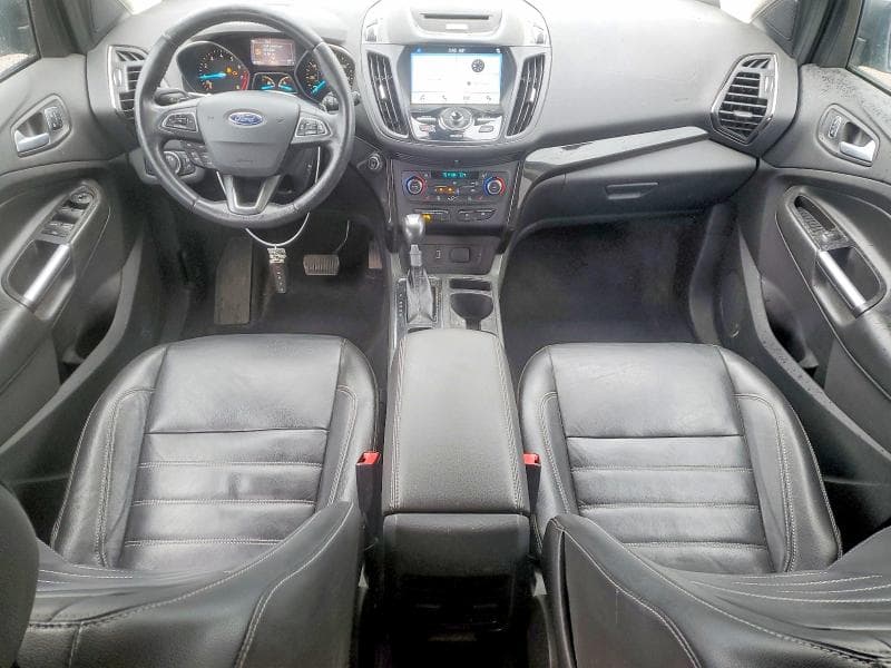 2017 FORD ESCAPE TITANIUM 8
