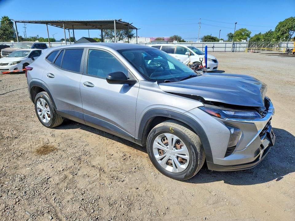 2024 CHEVROLET TRAX LS 4