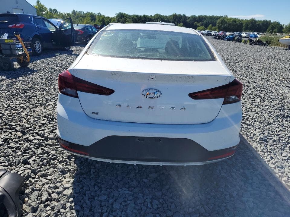 2019 HYUNDAI ELANTRA SE 6