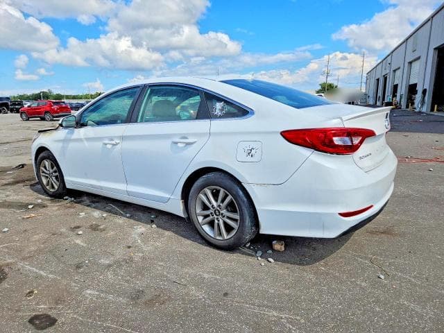 2017 HYUNDAI SONATA SE 2