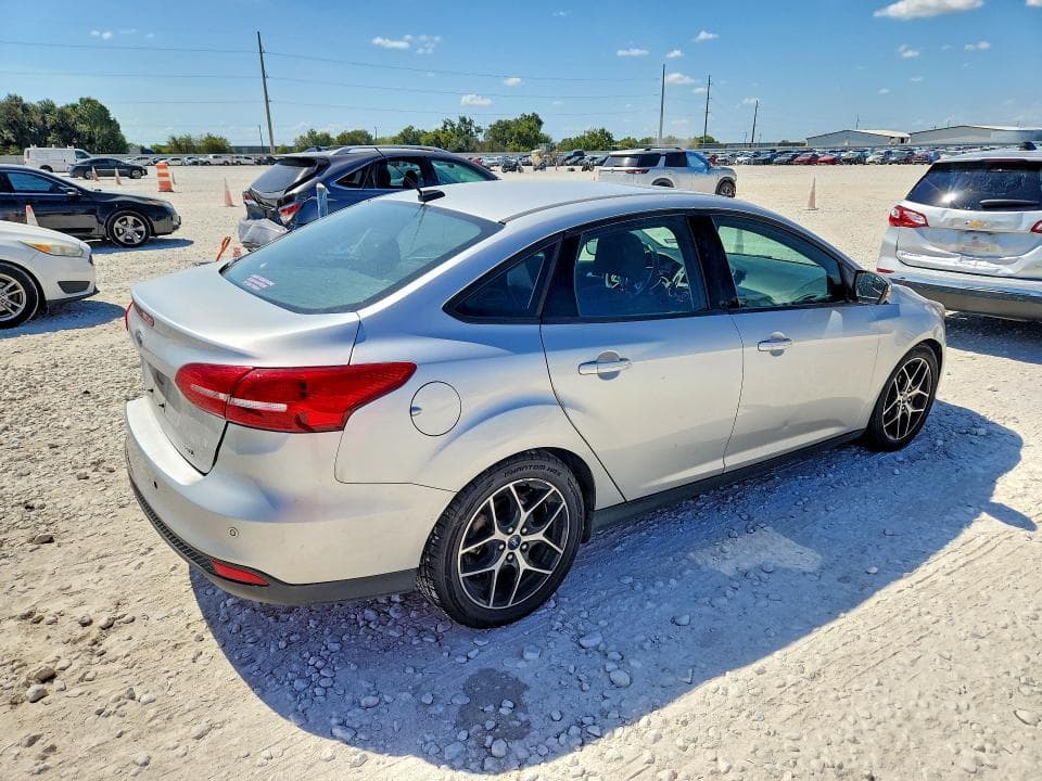 2018 FORD FOCUS SEL 3