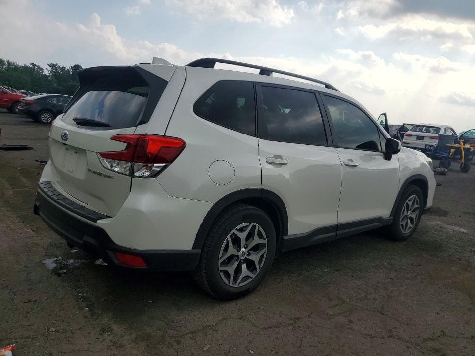 2020 SUBARU FORESTER PREMIUM 3