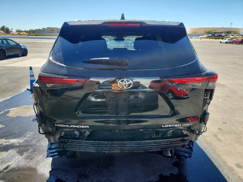 2025 TOYOTA HIGHLANDER LIMITED 6