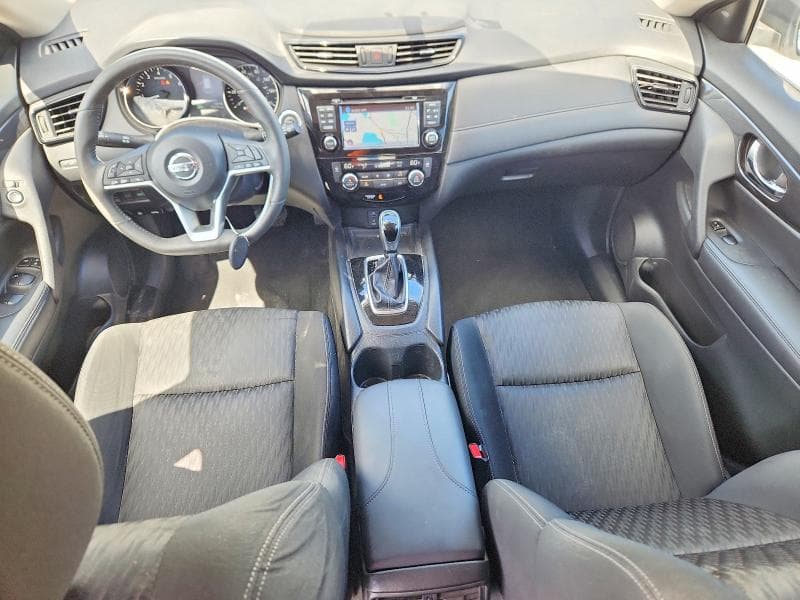 2017 NISSAN ROGUE SV 8