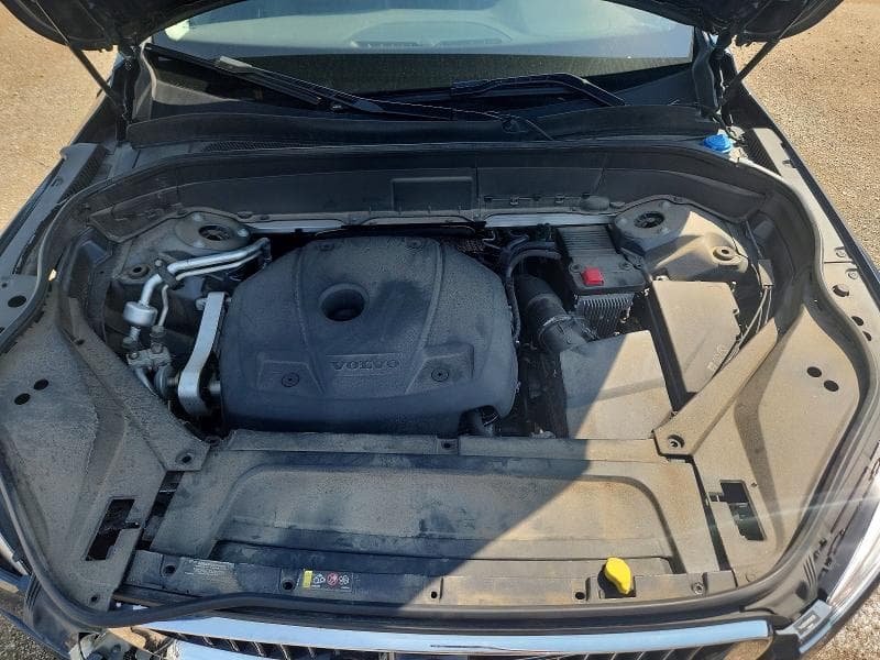 2021 VOLVO XC90 T5 MOMENTUM 11