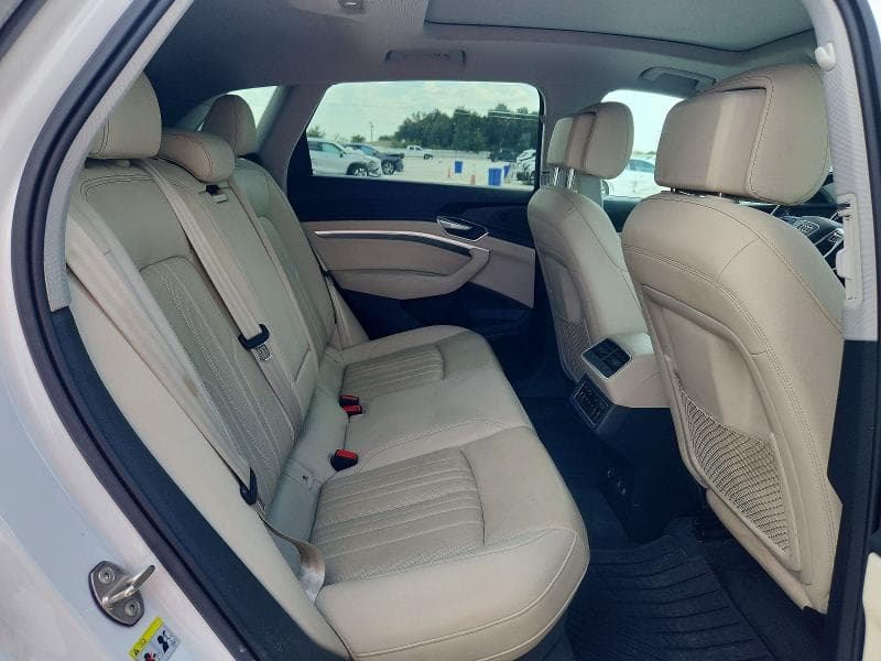 2019 AUDI E-TRON PREMIUM PLUS 10