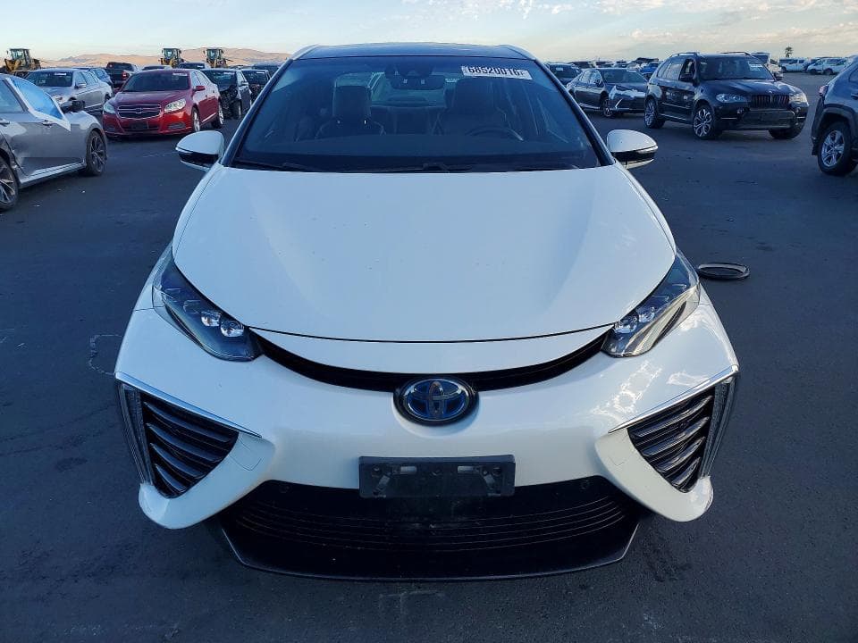 2020 TOYOTA MIRAI BASE 5