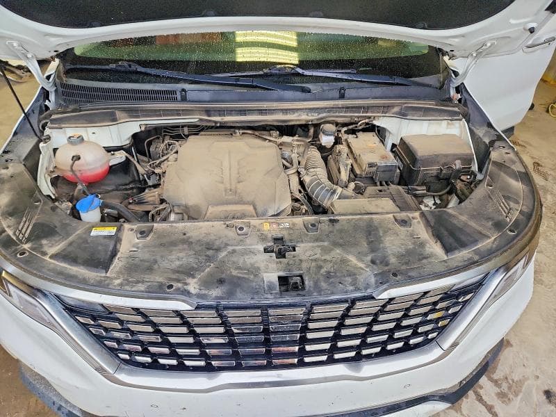 2023 KIA CARNIVAL SX 11
