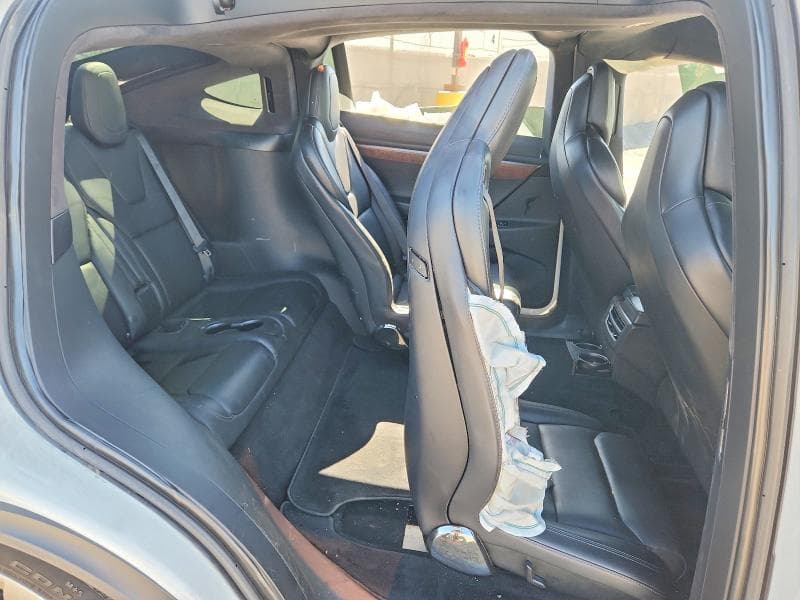 2018 TESLA MODEL X 10