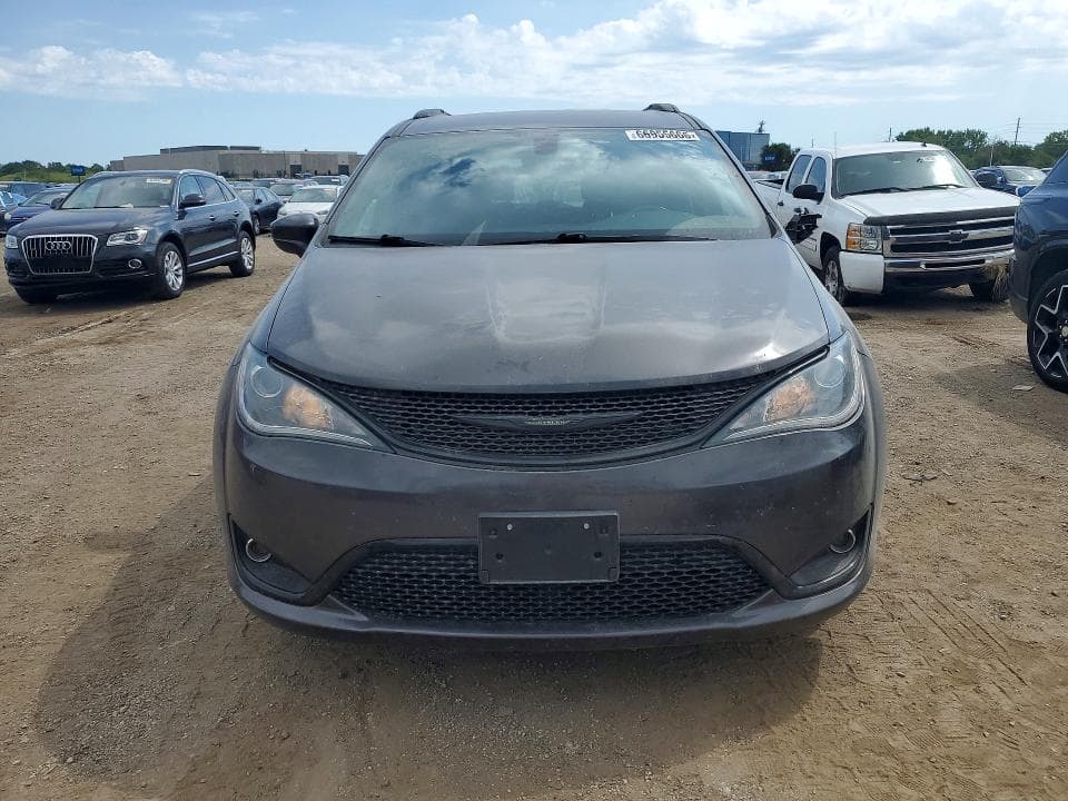 2019 CHRYSLER PACIFICA AWD 5