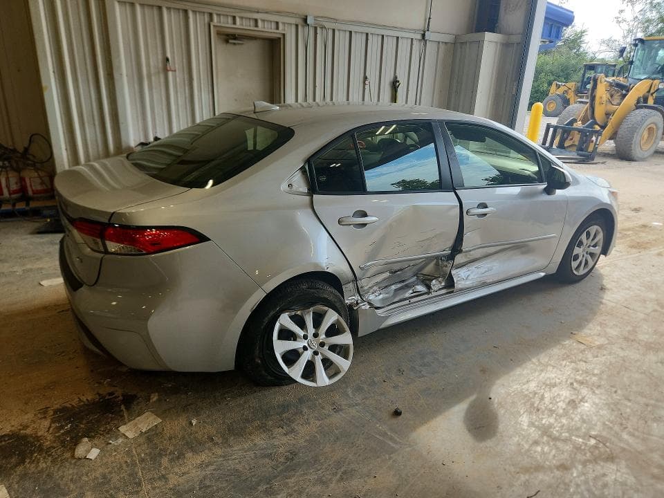 2022 TOYOTA COROLLA LE 3